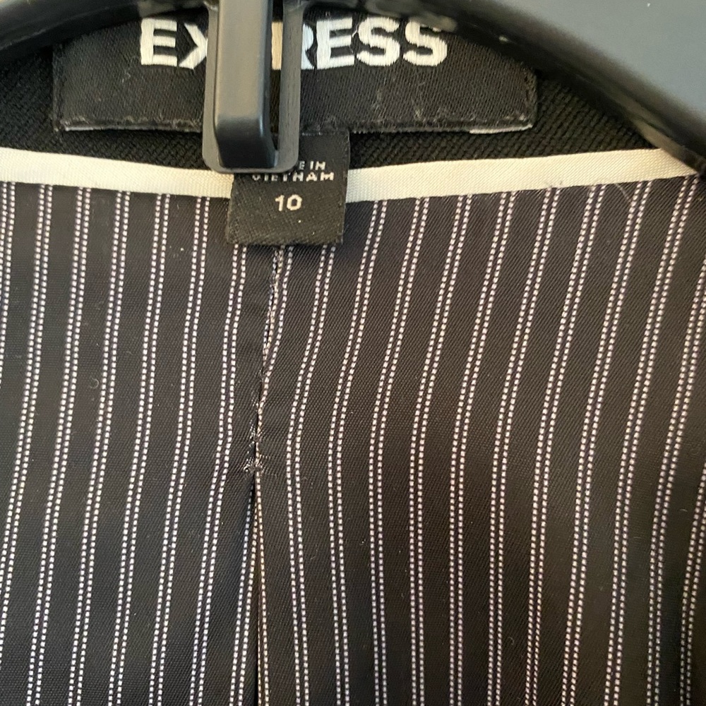 Express, 10, Fitted One Button Lined Formal Blaze… - image 3
